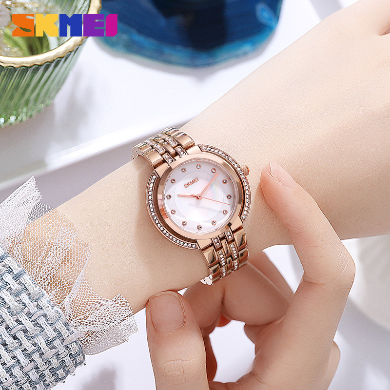 Fashion Women Watch - Damen-Armbanduhr mit Quarzwerk, Luxuriöses Strass-Zifferblatt, Zinklegierungsband,
